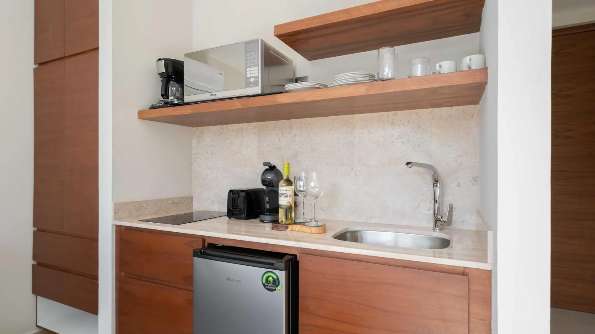 Phimai Suite & Infinity Pool, Fast Wifi, Nespresso & Netflix トゥルム