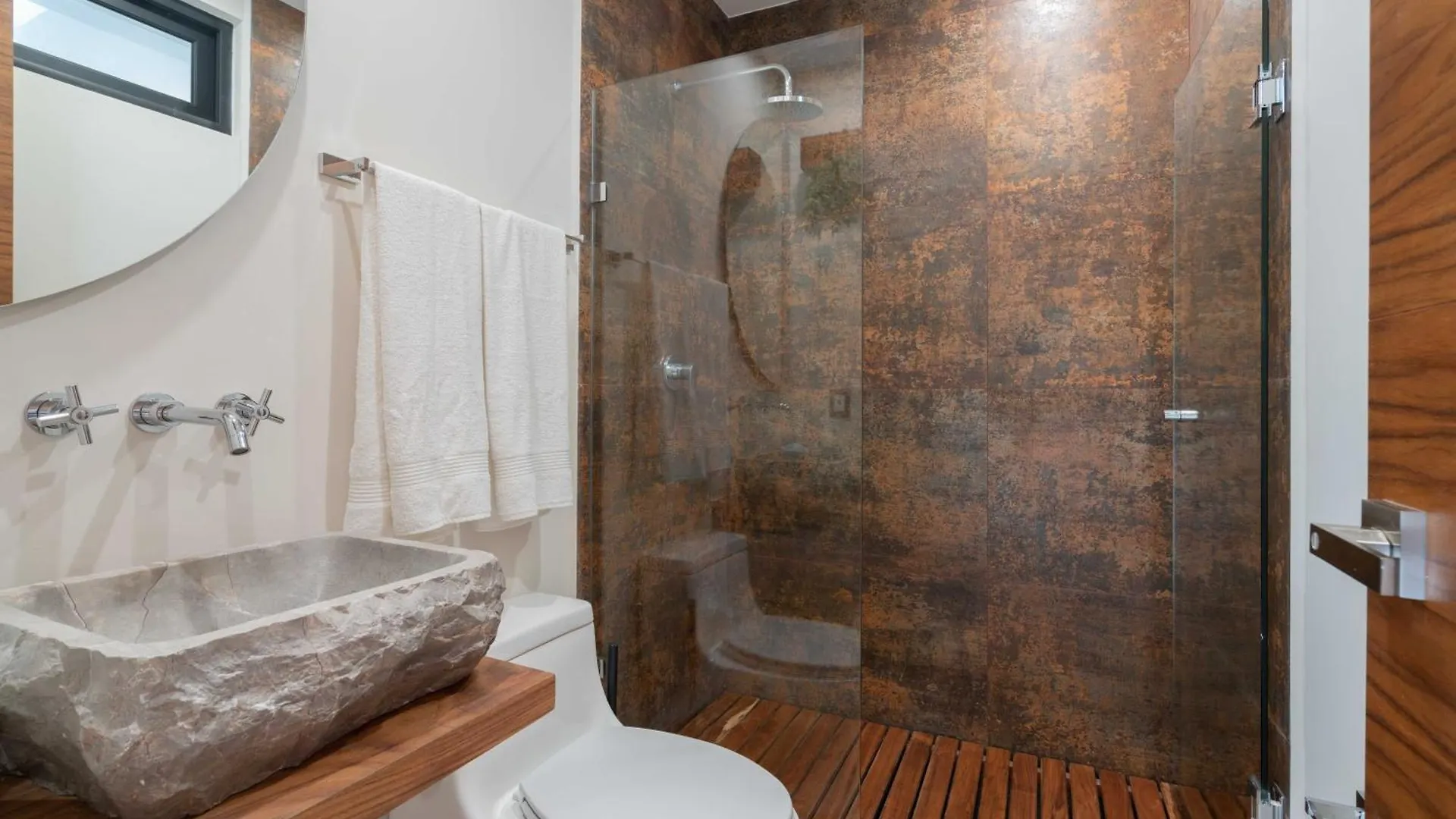Phimai Suite & Infinity Pool, Fast Wifi, Nespresso & Netflix トゥルム 0*,  メキシコ