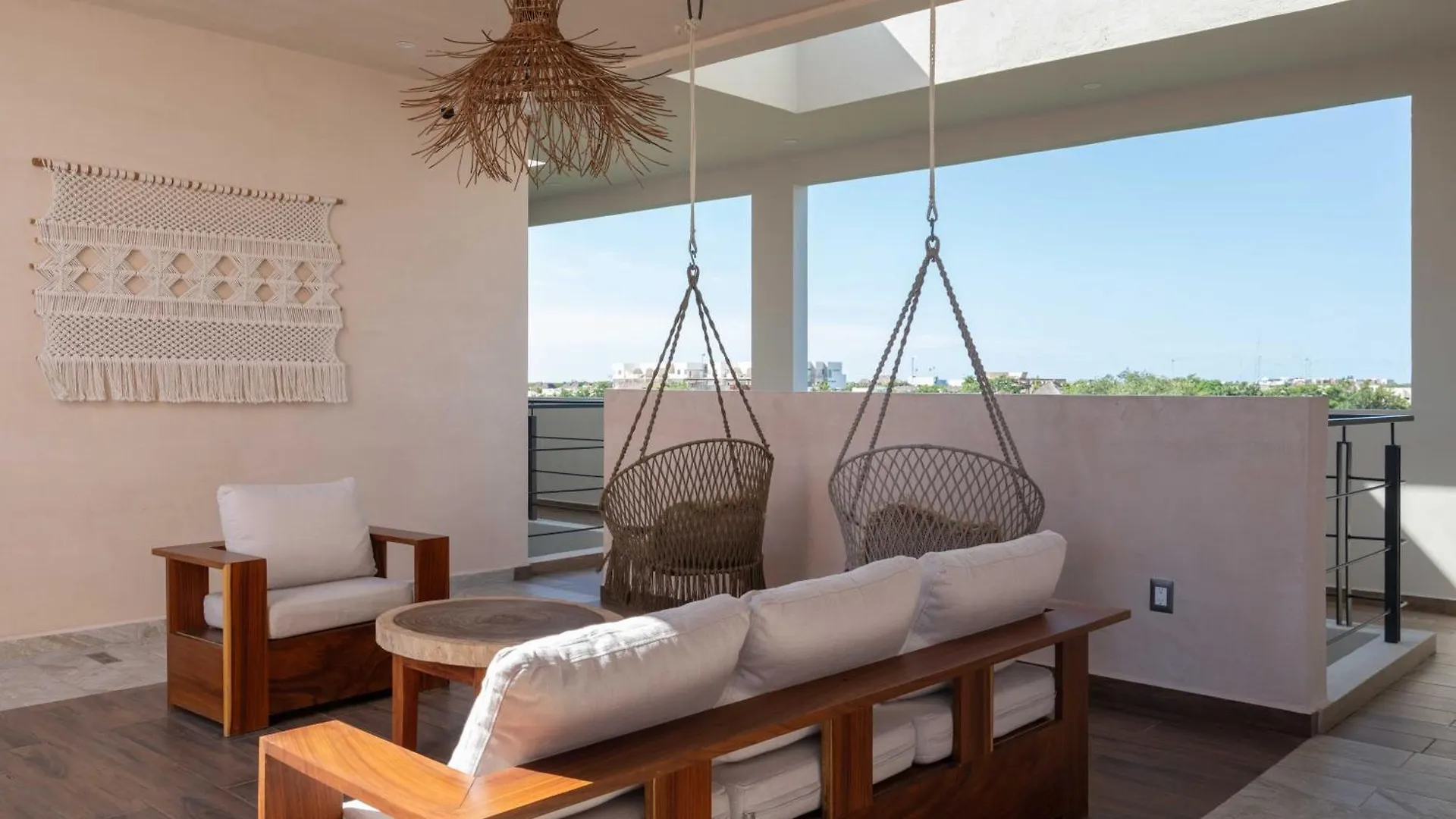 アパート Phimai Suite & Infinity Pool, Fast Wifi, Nespresso & Netflix トゥルム